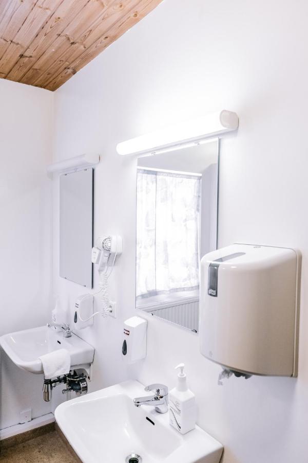 Elda Guesthouse มีวาทน์ ภายนอก รูปภาพ