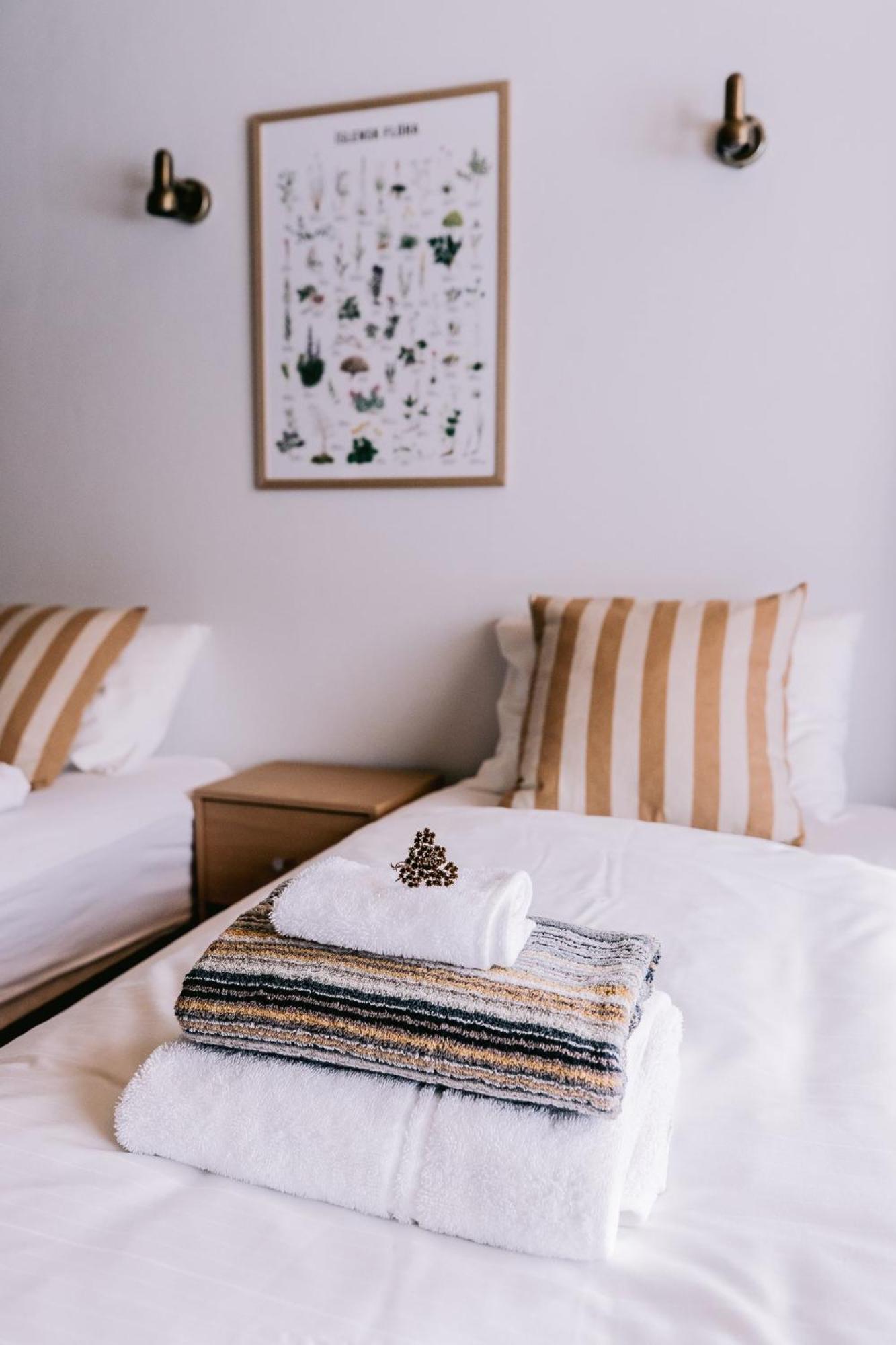 Elda Guesthouse มีวาทน์ ภายนอก รูปภาพ