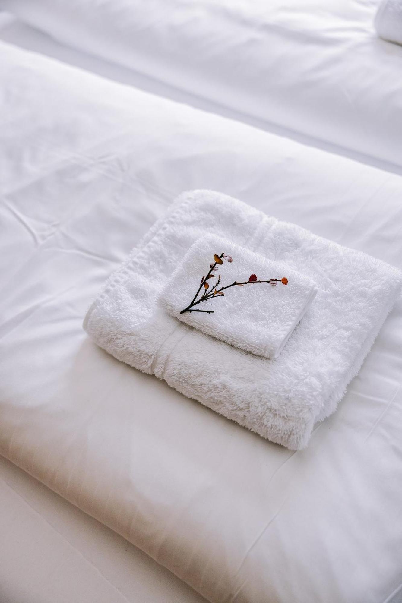 Elda Guesthouse มีวาทน์ ภายนอก รูปภาพ